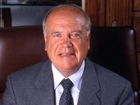 Décès de l’ancien maire de Villeurbanne, Gilbert Chabroux