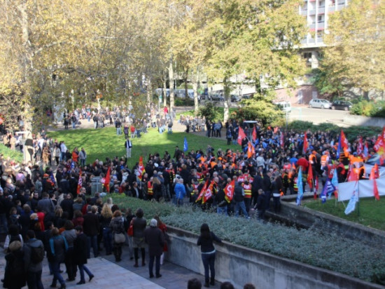 Métropole de Lyon : 800 agents manifestent, le Grand Lyon réagit