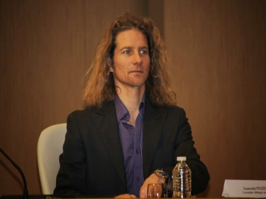 Ice Show : premiers coups de patins pour Gwendal Peizerat sur M6