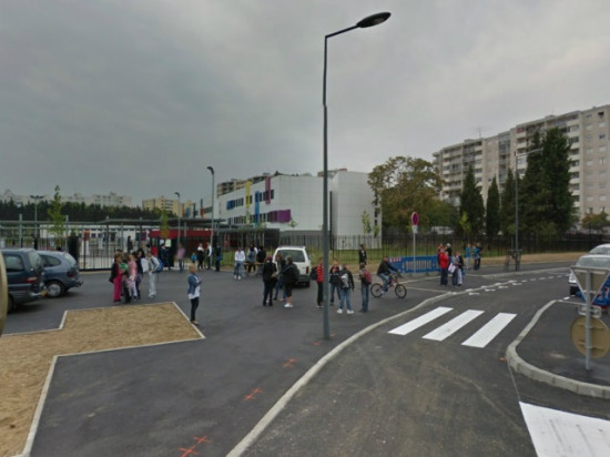 Elèves SDF de Vaulx-en-Velin : une solution ou la grève au collège Henri-Barbusse