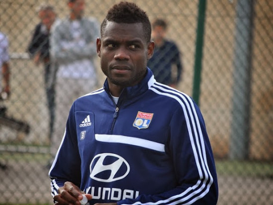 OL : Henri Bedimo officiellement lyonnais OL : Henri Bedimo officiellement lyonnais