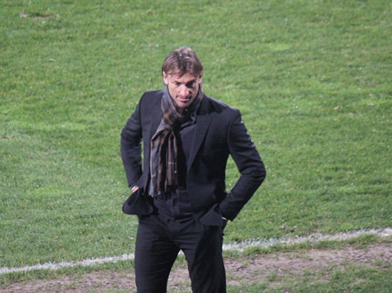 Après Laurent Blanc, Hervé Renard dément tout contact avec l'OL