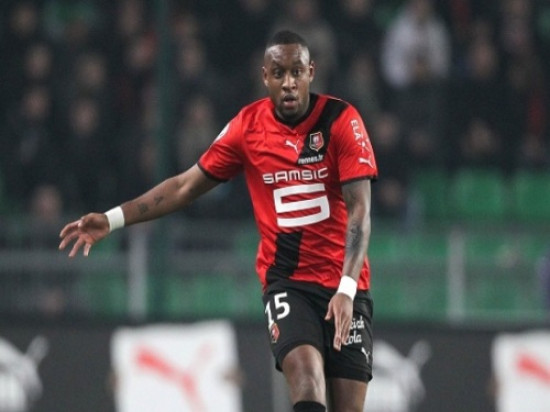 L'OL se laisserait tenter par un jeune défenseur rennais