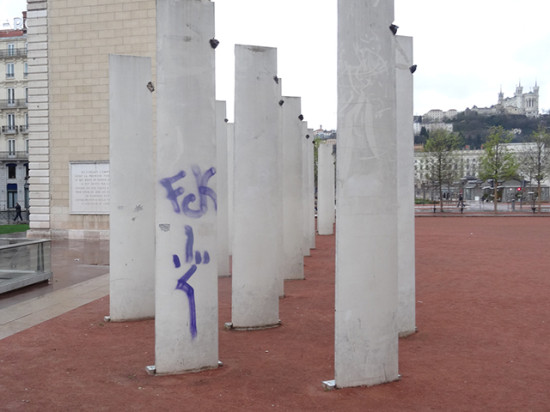 Lyon : le mémorial du génocide arménien de la place Antonin Poncet vandalisé