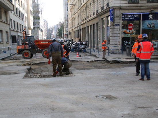 Crat&egrave;re avenue de Saxe : des r&eacute;ponses dans un mois ?