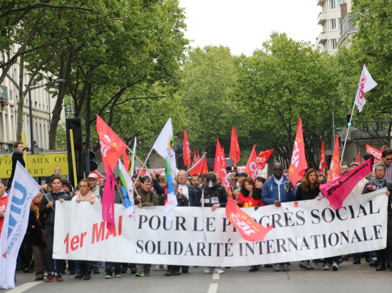Lyon : un défilé du 1er mai très suivi, et très politisé