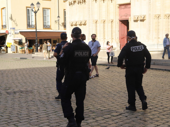 Port du masque obligatoire à Lyon : après la prévention, place aux sanctions ?