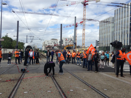 Auvergne-Rhône-Alpes : menace de coupures d’eau à cause d’une grève chez Véolia Auvergne-Rhône-Alpes : menace de coupures d’eau à cause d’une grève chez Véolia