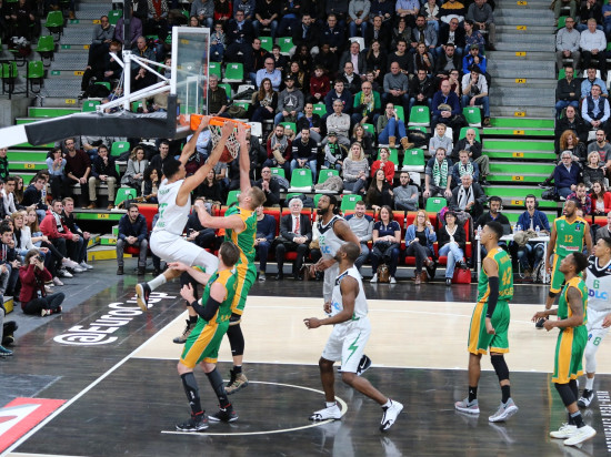 Une première réussie pour TJ Parker avec l’ASVEL Une première réussie pour TJ Parker avec l’ASVEL