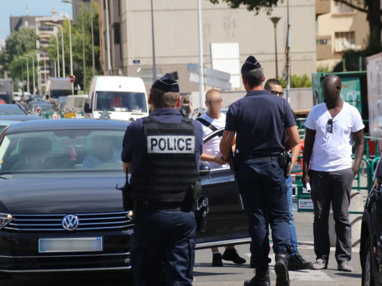 Une opération escargot des VTC à Lyon