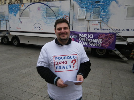 Don du sang: Et les homosexuels ?