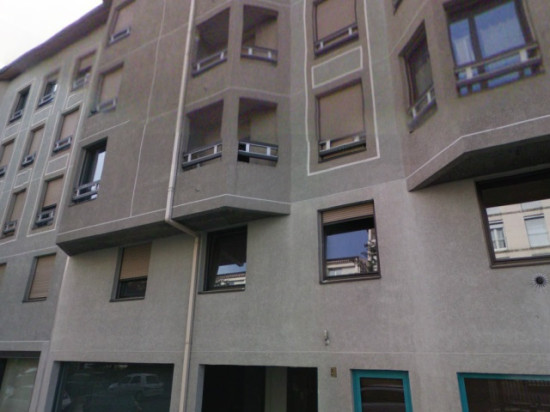 Lyon : une personne vivait avec des montagnes de détritus dans son appartement Lyon : une personne vivait avec des montagnes de détritus dans son appartement