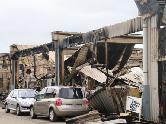 Violent incendie ce lundi matin à Vaulx-en-Velin
