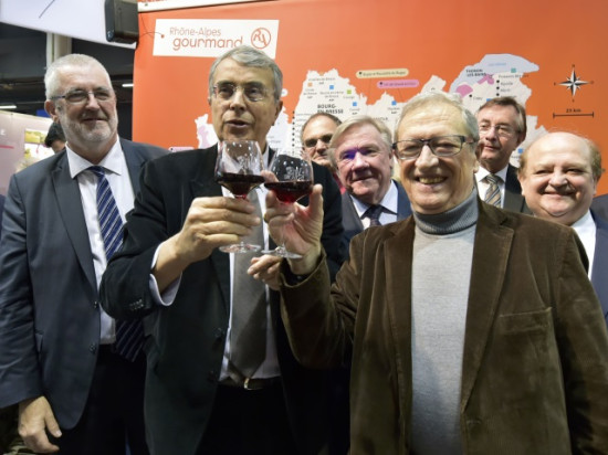 Jean-Jack Queyranne et René Souchon en visite au Salon de l'agriculture