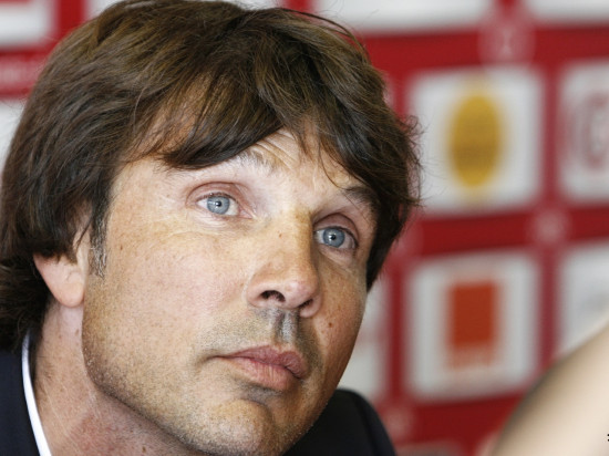 Jean-Luc Vasseur nommé entraineur de l'OL féminin (officiel)