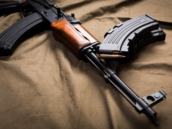 AK-47 et lance-roquettes retrouvés à Feyzin : un homme condamné mais libre AK-47 et lance-roquettes retrouvés à Feyzin : un homme condamné mais libre