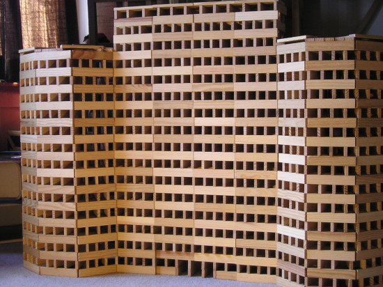 Le record du monde de la plus haute tour Kapla battu à Lyon ?