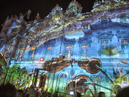 Fête des Lumières 2013 : 800 000 visiteurs recensés place des Terreaux