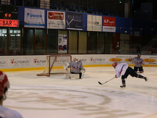 Le LHC perd à domicile contre Amiens (4-5)