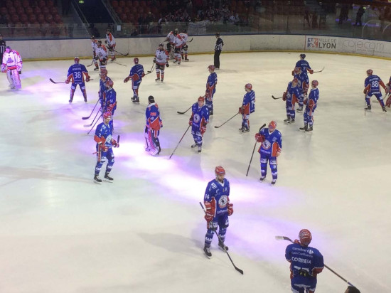 Le LHC perd la troisième manche au bout du suspense (3-3, 2-3 t.a.b.) Le LHC perd la troisième manche au bout du suspense (3-3, 2-3 t.a.b.)