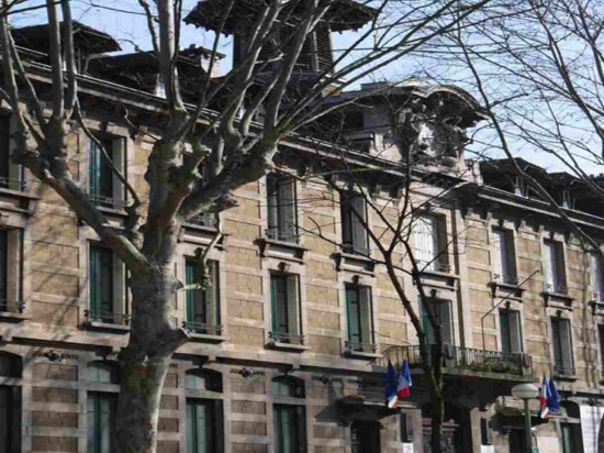 Baisse du budget destiné aux LV2 : deux lycées lyonnais s’insurgent contre l’Académie de Lyon