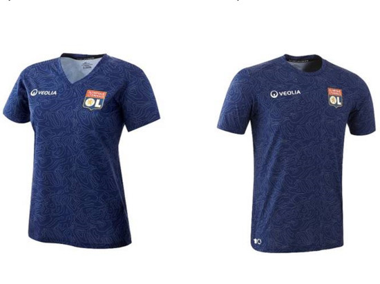 Un maillot de l'OL à base de bouteilles plastique recyclées Un maillot de l'OL à base de bouteilles plastique recyclées