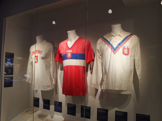 Maillots, trophées, vidéos : le musée de l'Olympique Lyonnais retrace l'histoire du club