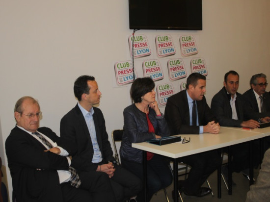 Rythmes scolaires : des maires du Rhône sonnent la rébellion ! Rythmes scolaires : des maires du Rhône sonnent la rébellion !