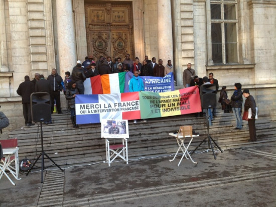 Les Maliens de Rhône-Alpes remercient la France Les Maliens de Rhône-Alpes remercient la France