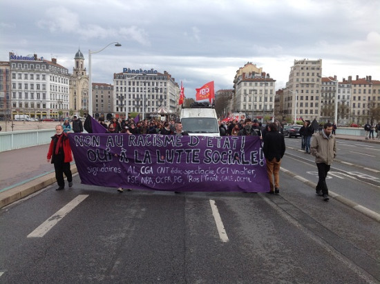 Lyon : 250 personnes manifestent contre le racisme Lyon : 250 personnes manifestent contre le racisme
