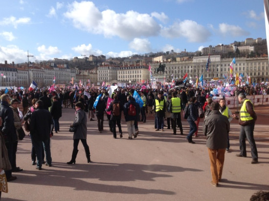 Lyon : aucune interpellation et plus de 20 000 manifestants pour la Manif pour Tous dimanche