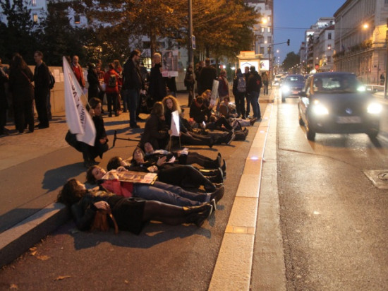 Une manifestation à Lyon contre le verdict du procès des tournantes