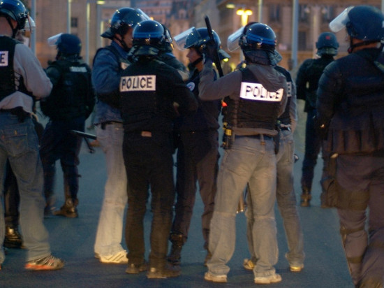 Vaulx-en-Velin : les policiers visés par des cocktails molotov