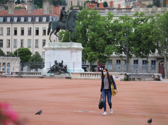 Le port du masque obligatoire à Lyon et Villeurbanne validé par le Conseil d'Etat Le port du masque obligatoire à Lyon et Villeurbanne validé par le Conseil d'Etat