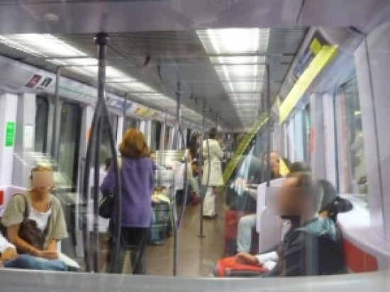 Lyon : plusieurs personnes victimes d'insultes racistes dans le métro Lyon : plusieurs personnes victimes d'insultes racistes dans le métro