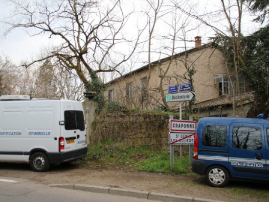 Couple tué à Craponne : le fils cadet mis en examen pour assassinat