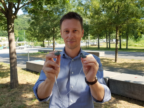 Lyon : une start-up crée des embouts sur-mesure pour écouteurs