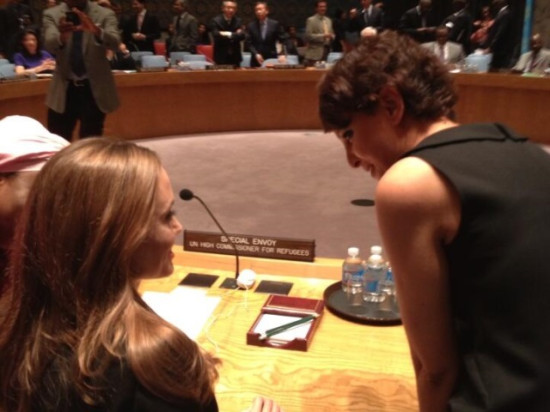 Najat Vallaud-Belkacem aux côtés d'Angelina Jolie pour dénoncer les violences sexuelles