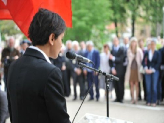 Najat Vallaud-Belkacem commémore les Justes à Lyon Najat Vallaud-Belkacem commémore les Justes à Lyon