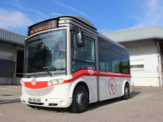 TCL a déployé le premier bus électrique de son réseau dans l'est de Lyon