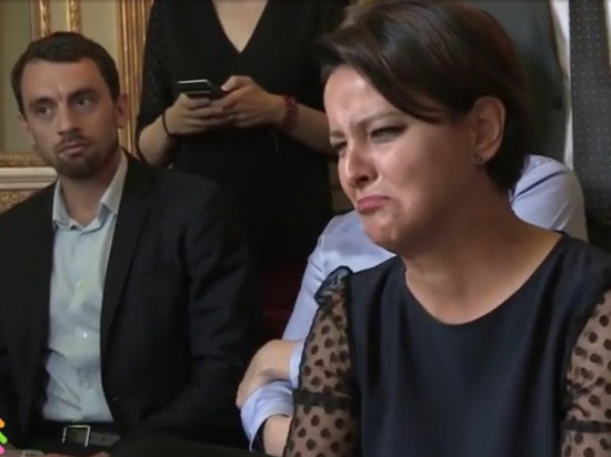 Nouveau gouvernement : Najat Vallaud-Belkacem ravie puis dégoûtée par les annonces