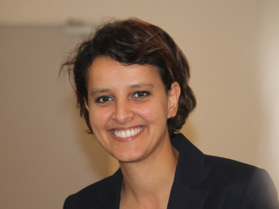 Najat Vallaud-Belkacem et Nora Berra reines du décolleté