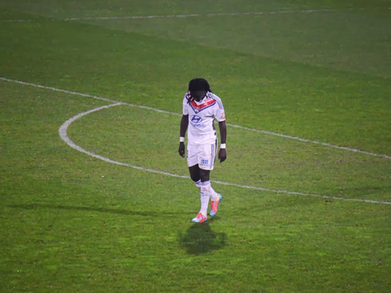 Coupe de la Ligue : Cavani et l'arbitre ont g&acirc;ch&eacute; la finale de l'OL (1-2) - VIDEO