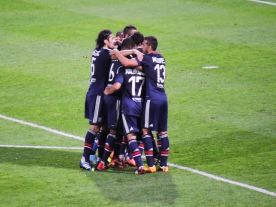 L'OL leader de la Ligue 1 après sa victoire contre Nice (4-0) - VIDEO L'OL leader de la Ligue 1 après sa victoire contre Nice (4-0) - VIDEO