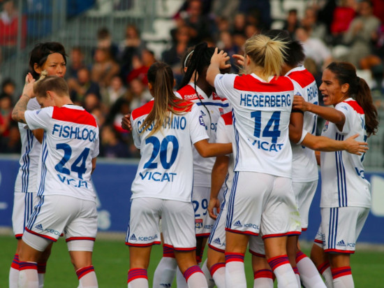 Jessica Fishlock inscrit son premier avec l'OL, qui s'impose contre Montpellier (2-1)