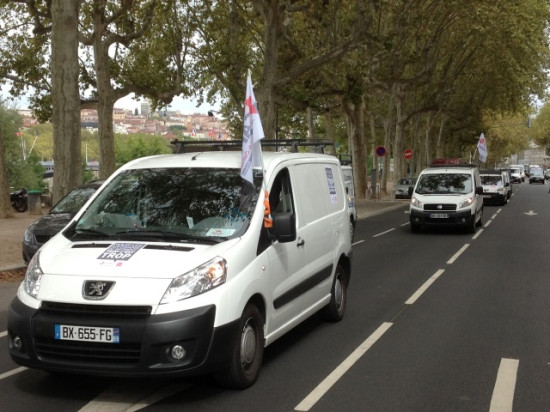 Artisans en colère : entre 150 et 250 fourgonnettes ont défilé dans Lyon