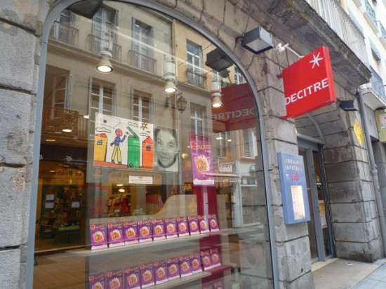 La librairie lyonnaise Decitre va sortir une plate-forme de ventes numériques