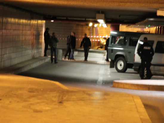 Lyon : coups de feu à la Part-Dieu, un policier blessé Lyon : coups de feu à la Part-Dieu, un policier blessé