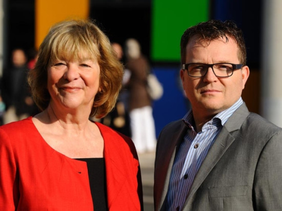 Législatives : Pascale Crozon lance sa campagne à Villeurbanne