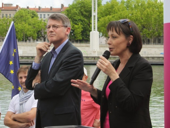 Meeting du Parti Socialiste à Villeurbanne : la police sur le qui-vive Meeting du Parti Socialiste à Villeurbanne : la police sur le qui-vive